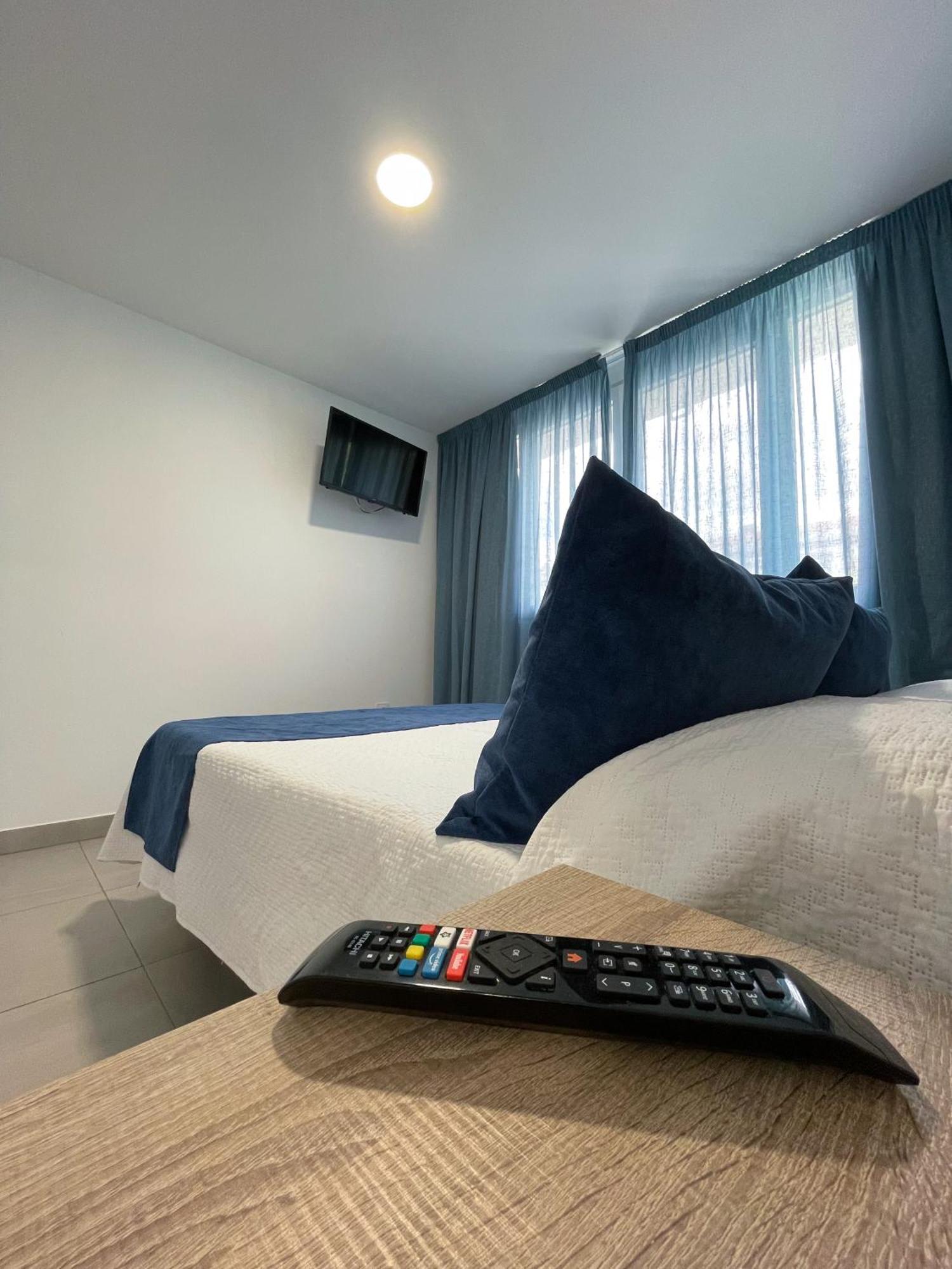 Apartamentos Lusitania Parking Gratis Bajo Disponibilidad Merida Exterior photo