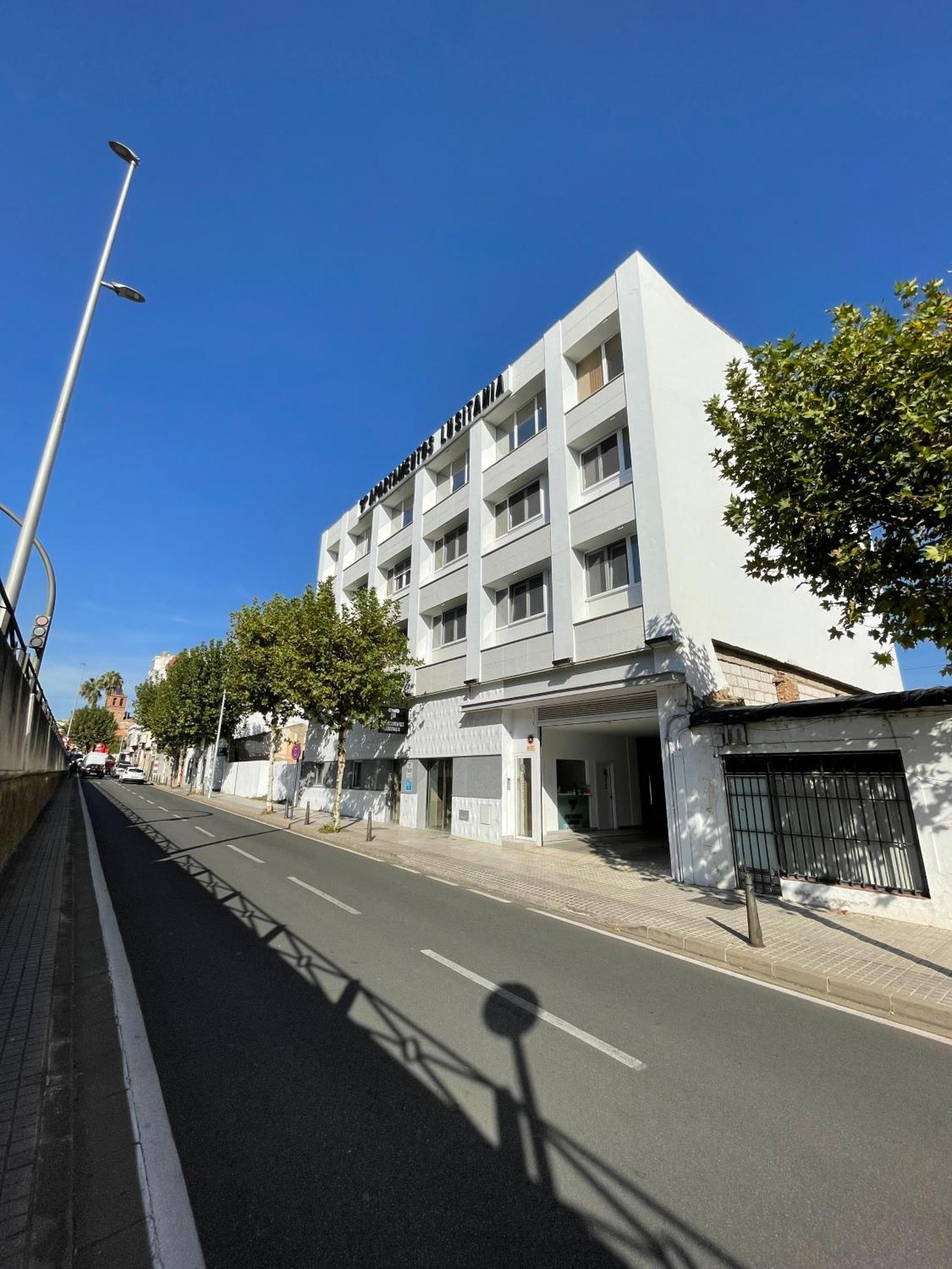 Apartamentos Lusitania Parking Gratis Bajo Disponibilidad Merida Exterior photo